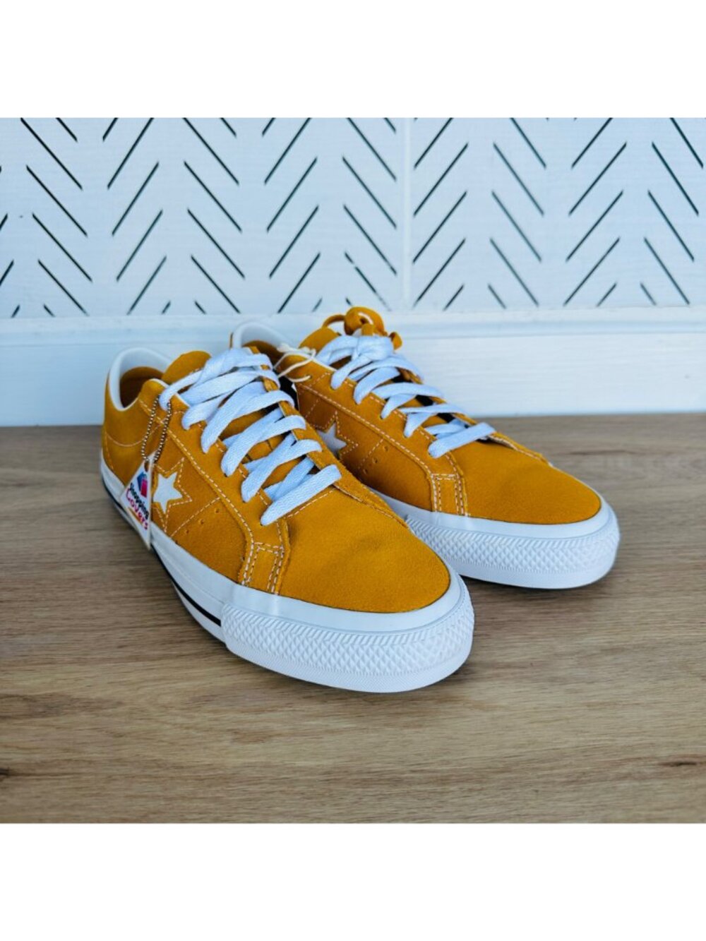 ⭐Converse One Star Pro OX Low Mens Shoes 8 Mustard Yellow Suede Sneaker A09231C - Picture 2 of 10